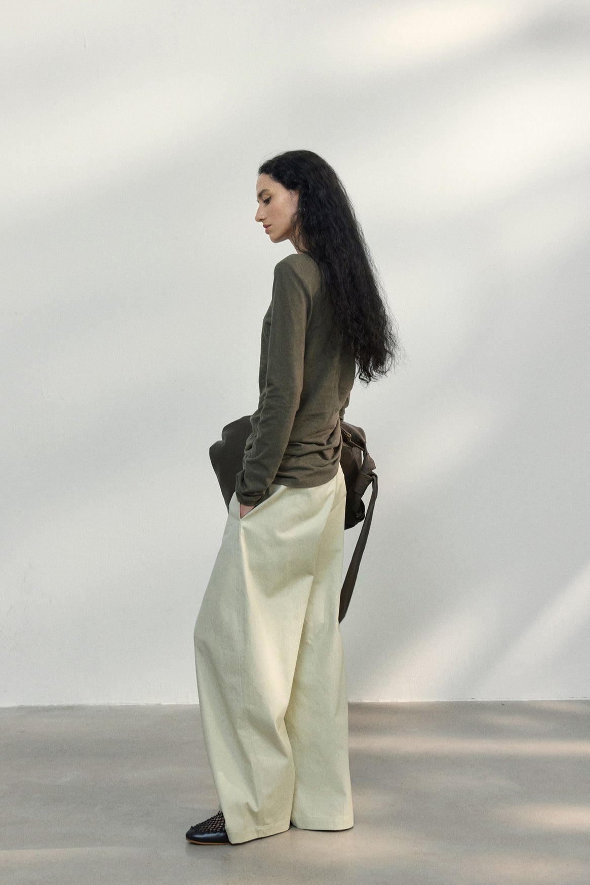 Fitted Textured Pleated Cotton Linen Knit Sweater image 4