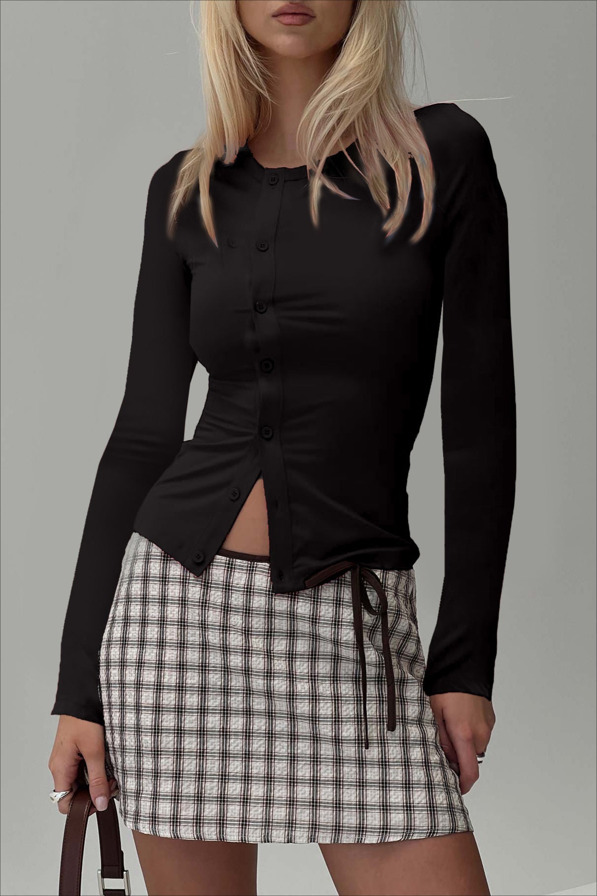 Buttoned Fitted Crew Neck Knit Sweater image 6