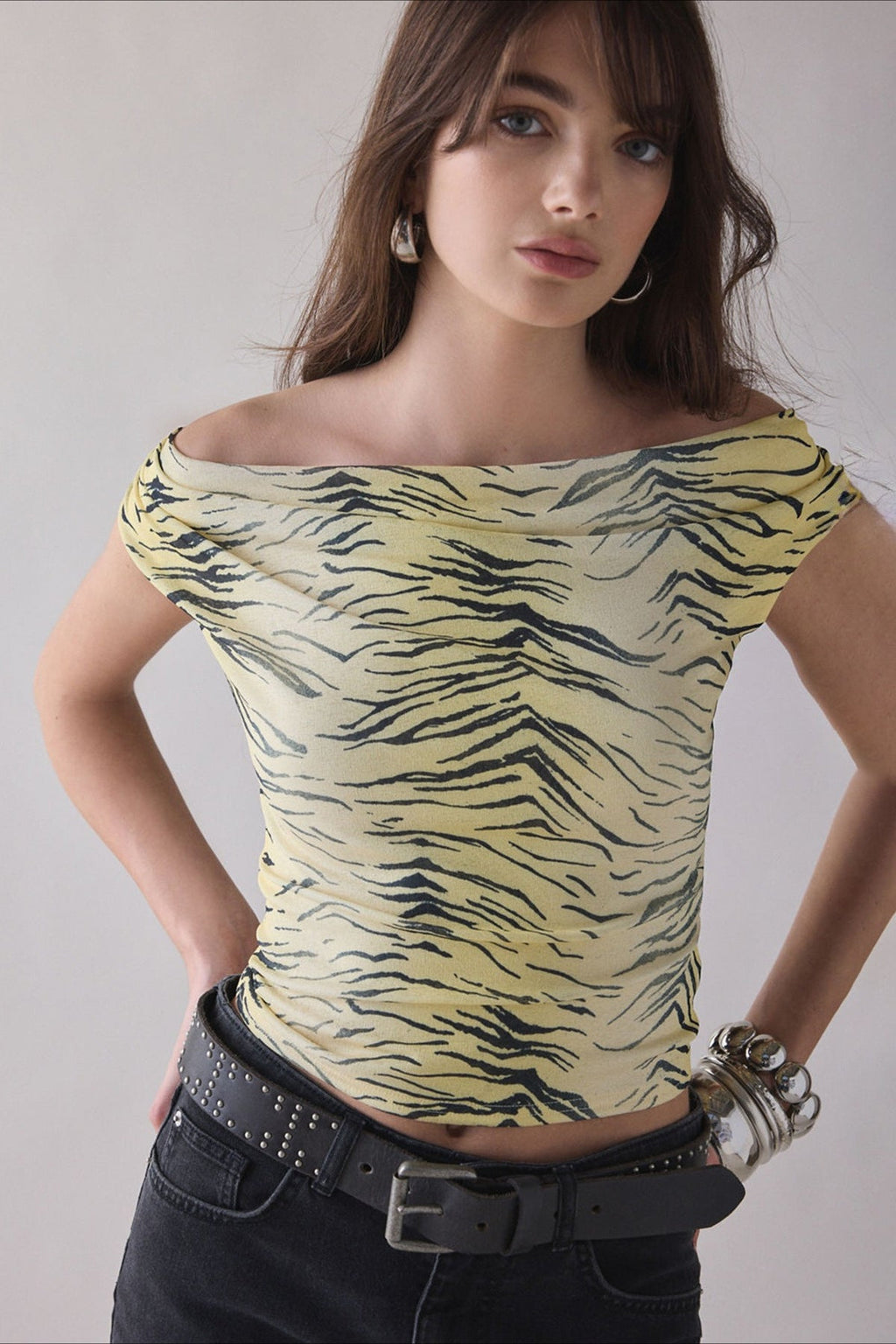 Print One Shoulder Ruched Cropped T-shirt image 2