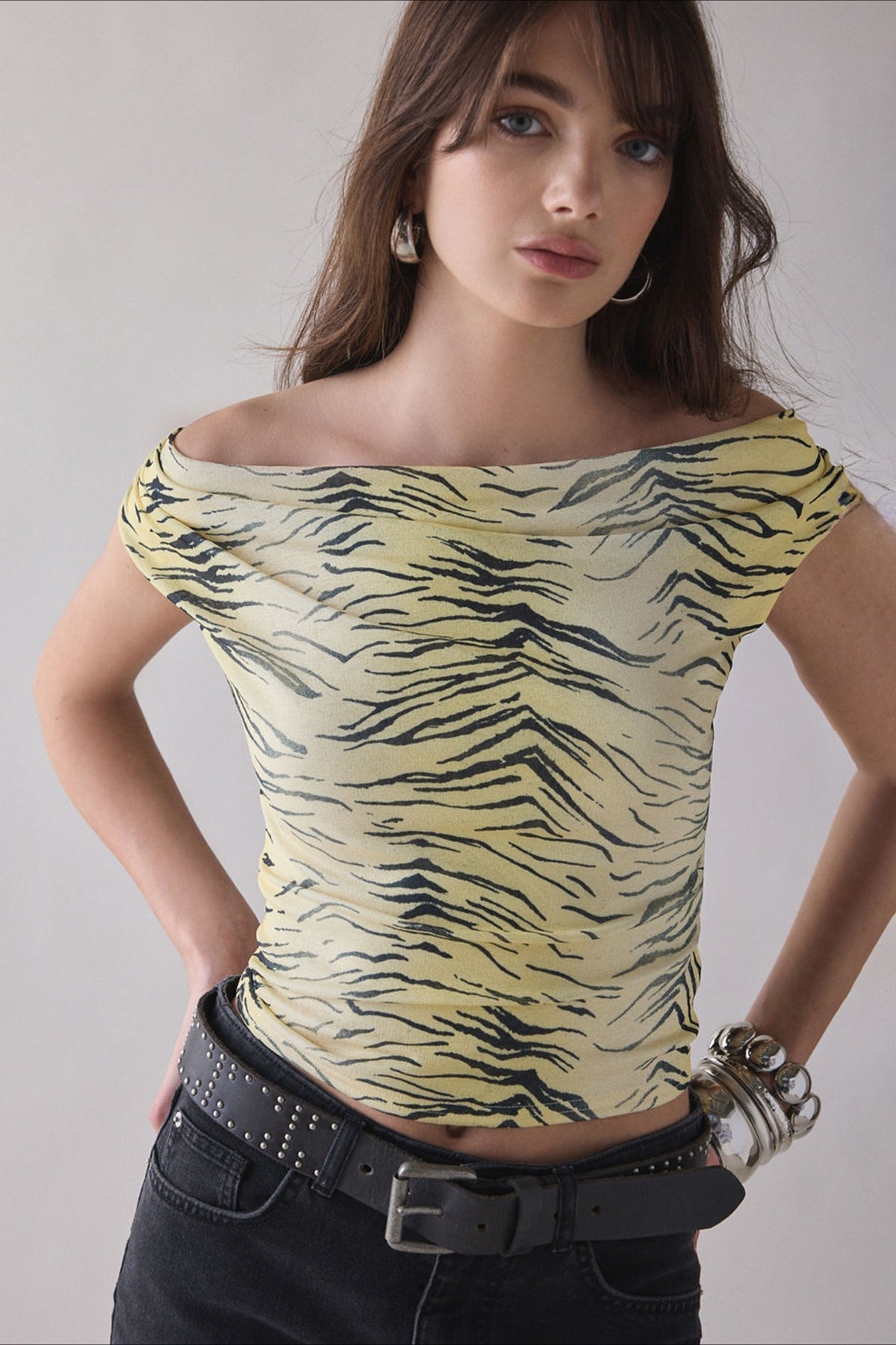 Print One Shoulder Ruched Cropped T-shirt image 2