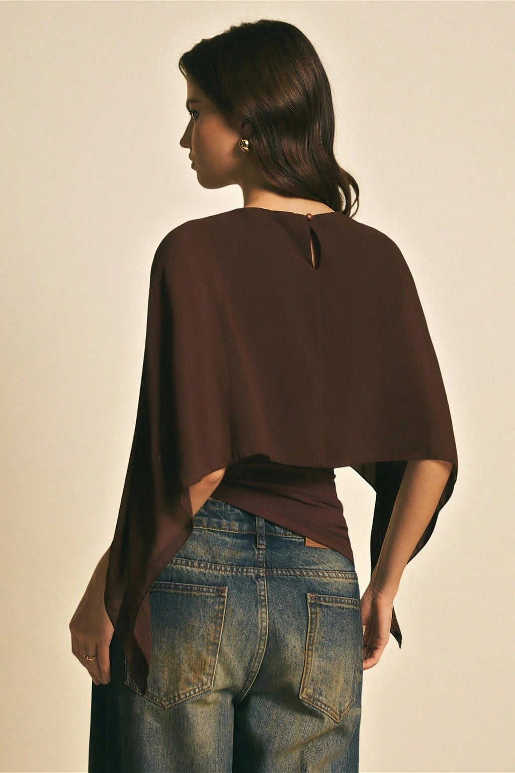 Chiffon Cape Sleeve Irregular Hem Blous image 3