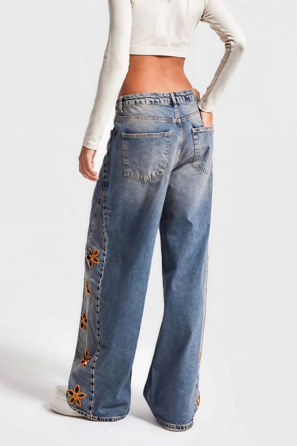 Floral Embroidered High Waist Jeans image 3