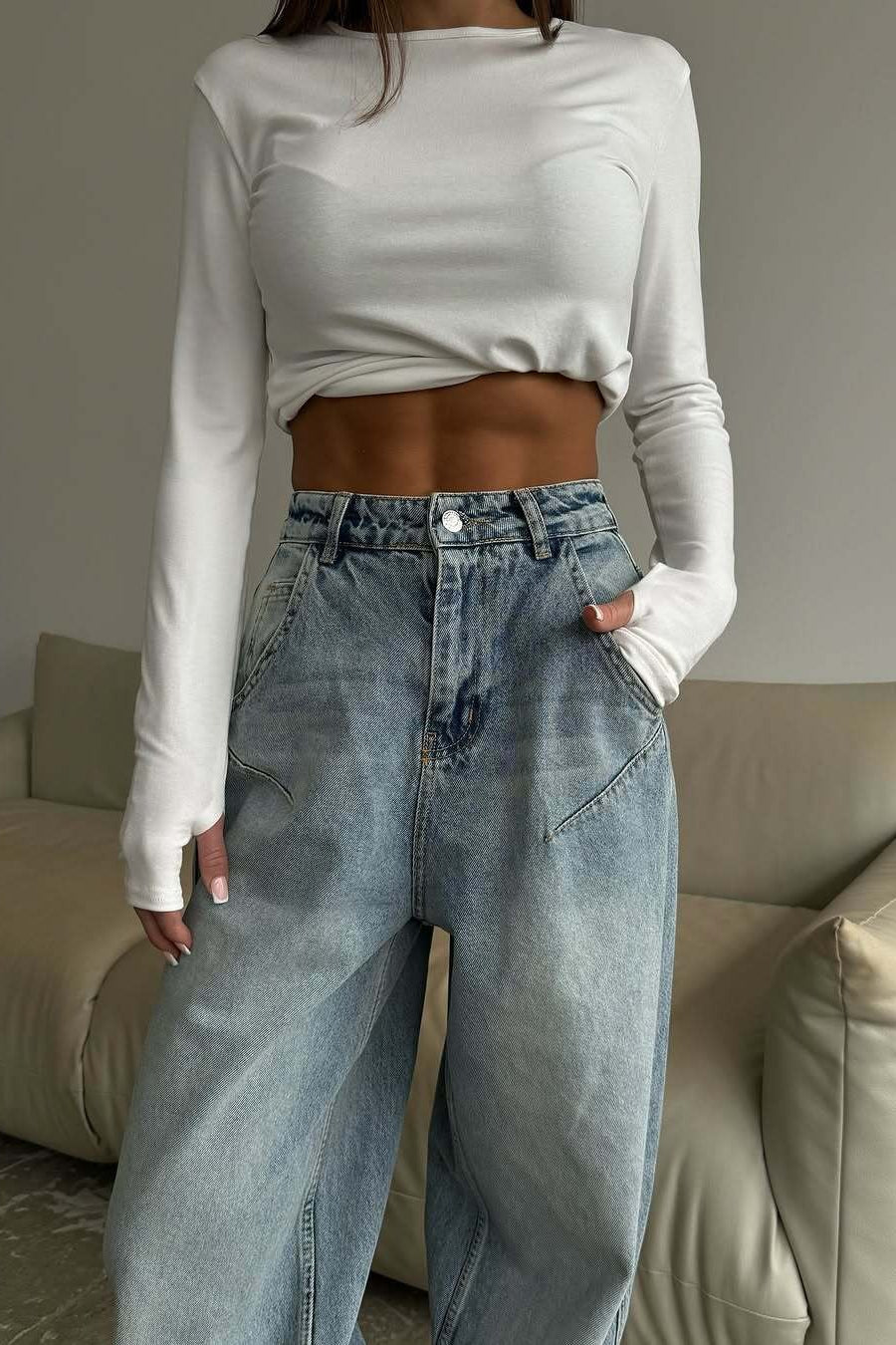 Vintage Low Rise Washed Jeans image 4