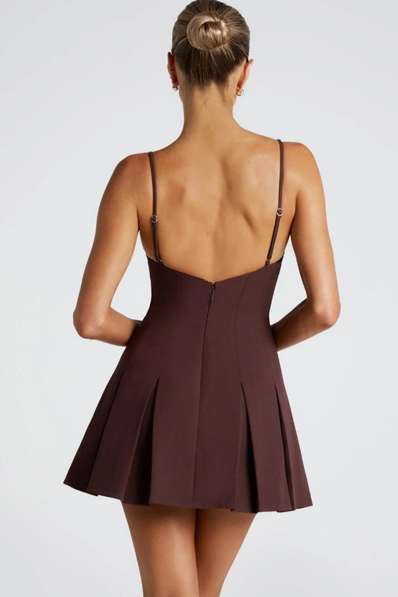 Solid Color Wide Hem Sleeveless Cocktail Dress image 3