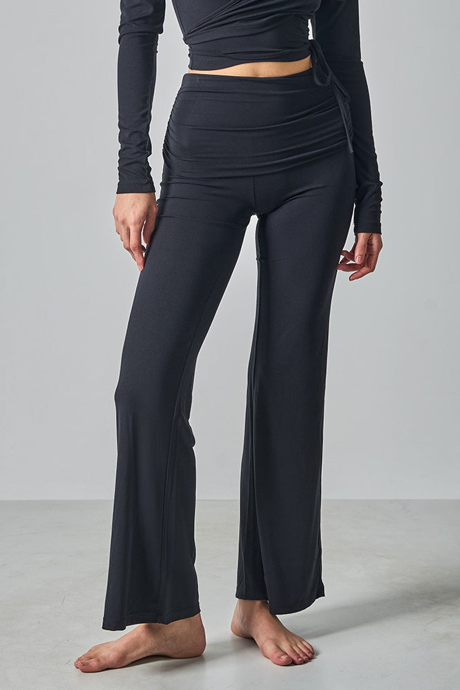 Solid Fitted Foldover Soft Pants image 11