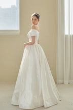 Elegant Vintage Off Shoulder Wedding Dress image 4