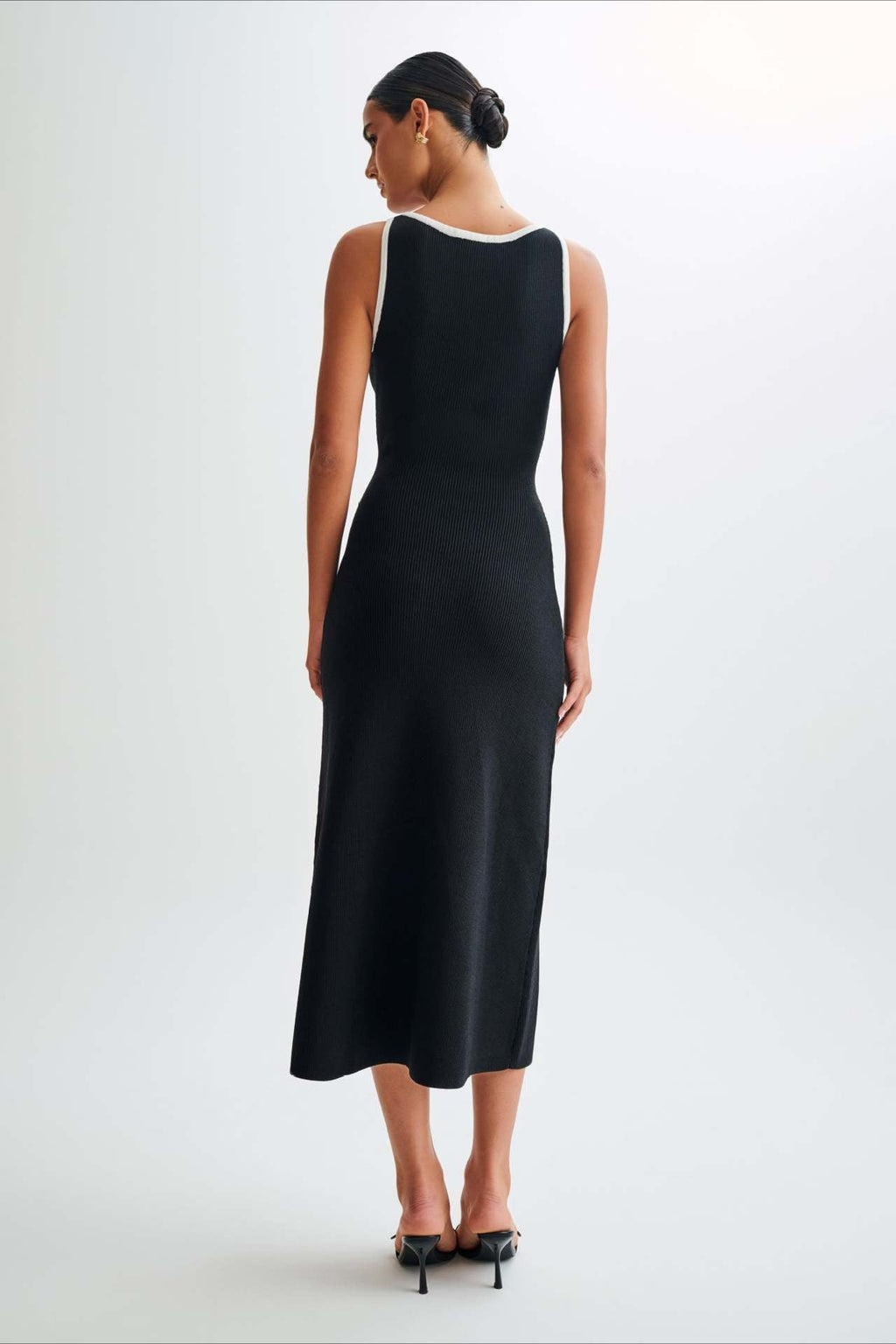 Knit Sleeveless Bodycon Sweater Dress image 6