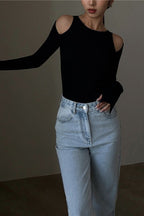 Retro Crew Neck Off-Shoulder Split-Cuff Slim Knit Top image 10