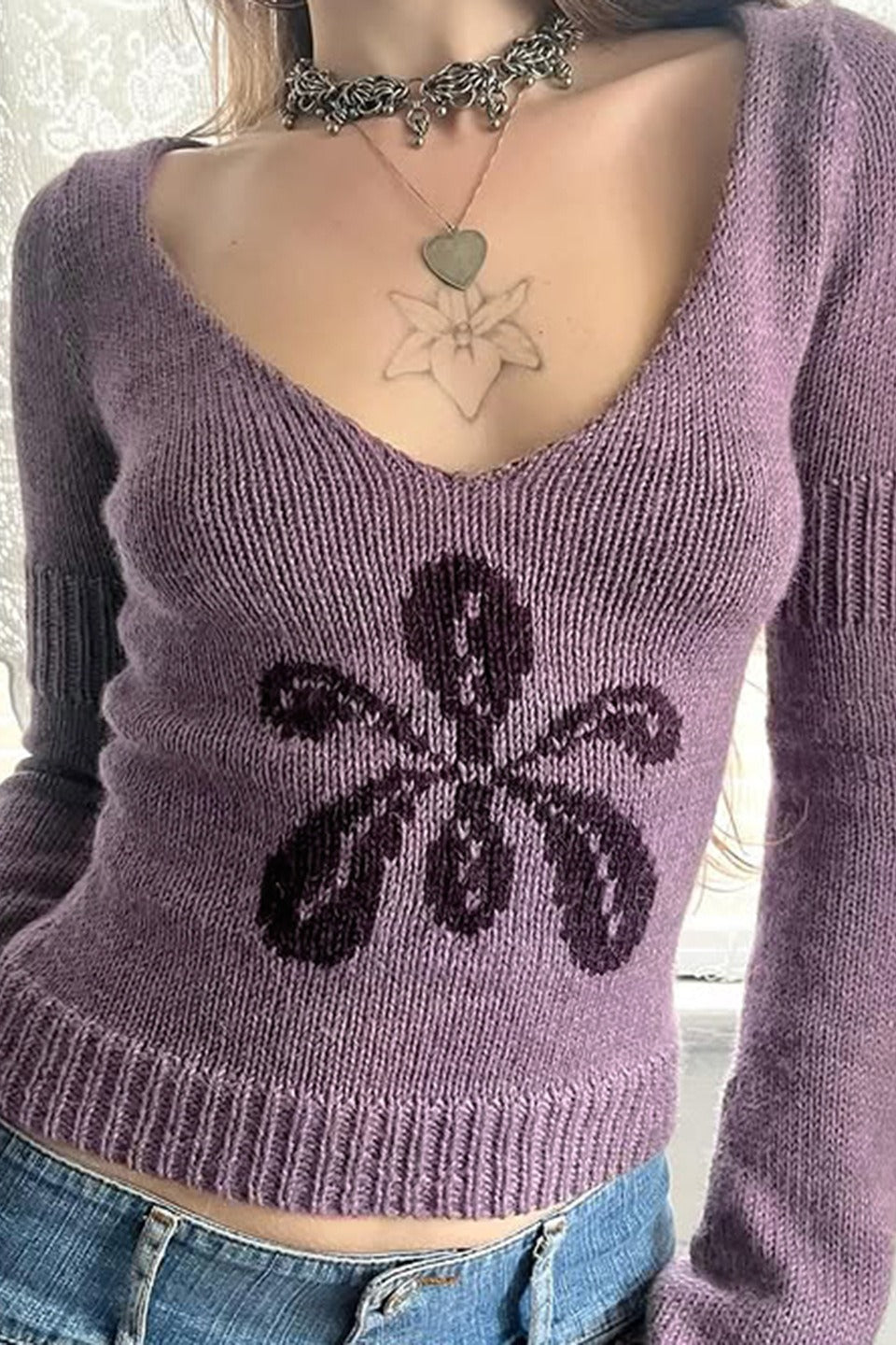V Neck Floral Jacquard Sweater image 3