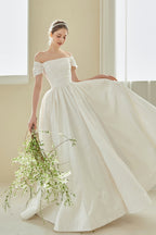 Elegant Vintage Off Shoulder Wedding Dress image 1
