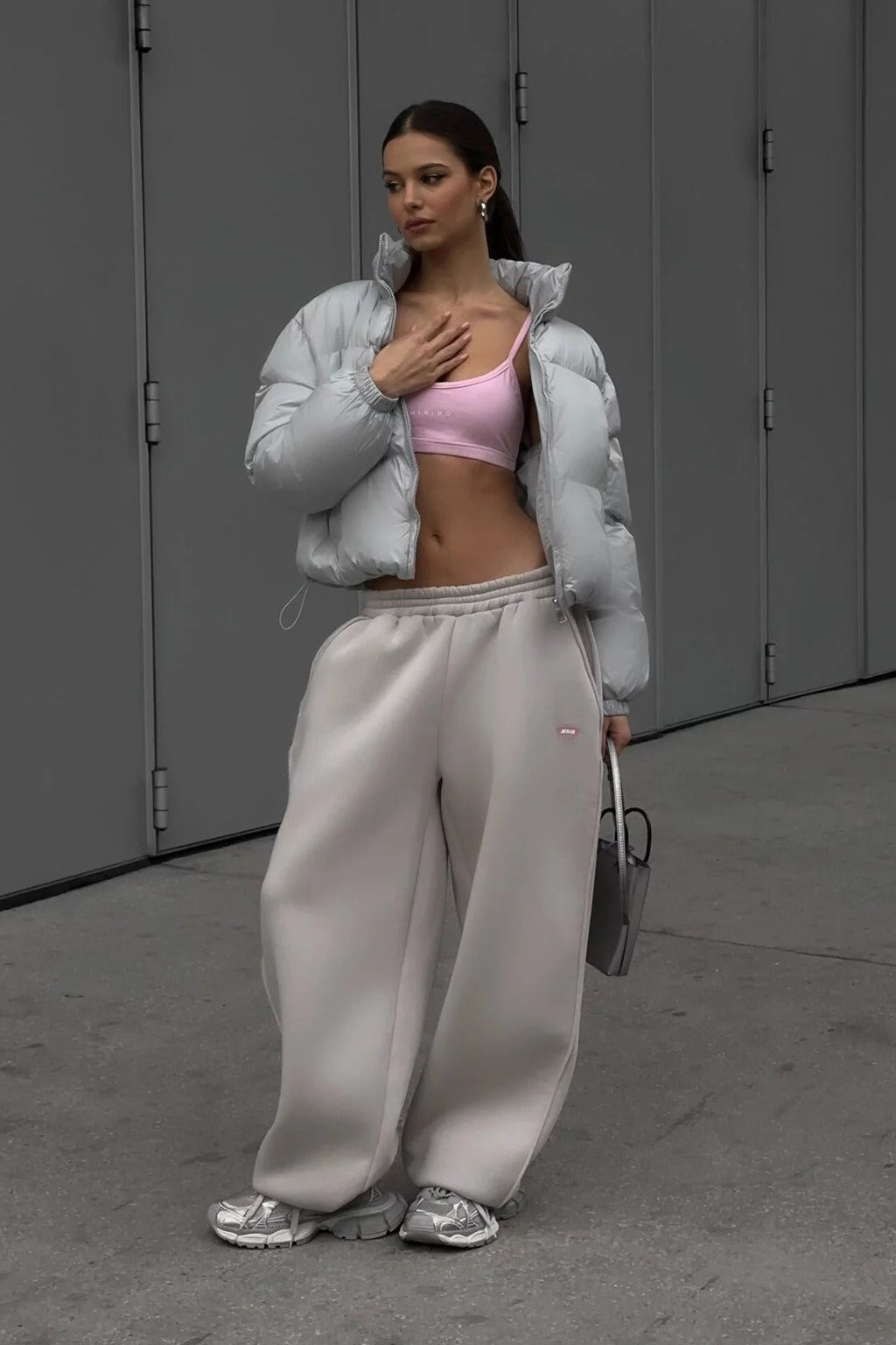 Essential Cropped Puffy Puffer Jacket image 4