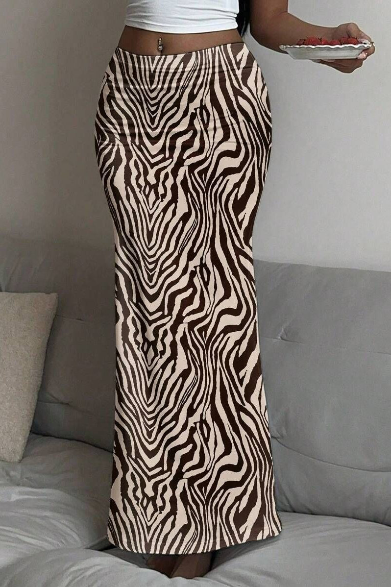 Fashion Low Rise Printed Maxi Skirt image 3