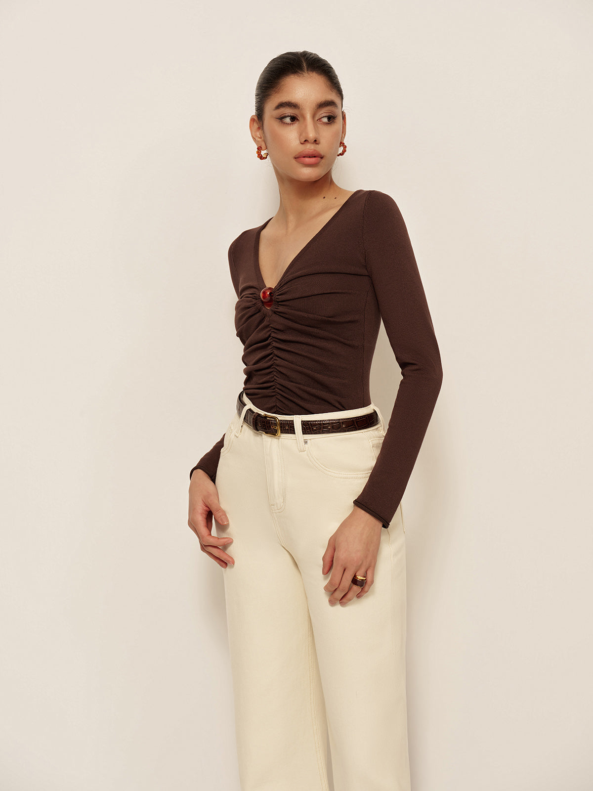 V-Neck Cutout Pleated Slim Knit Top image 5