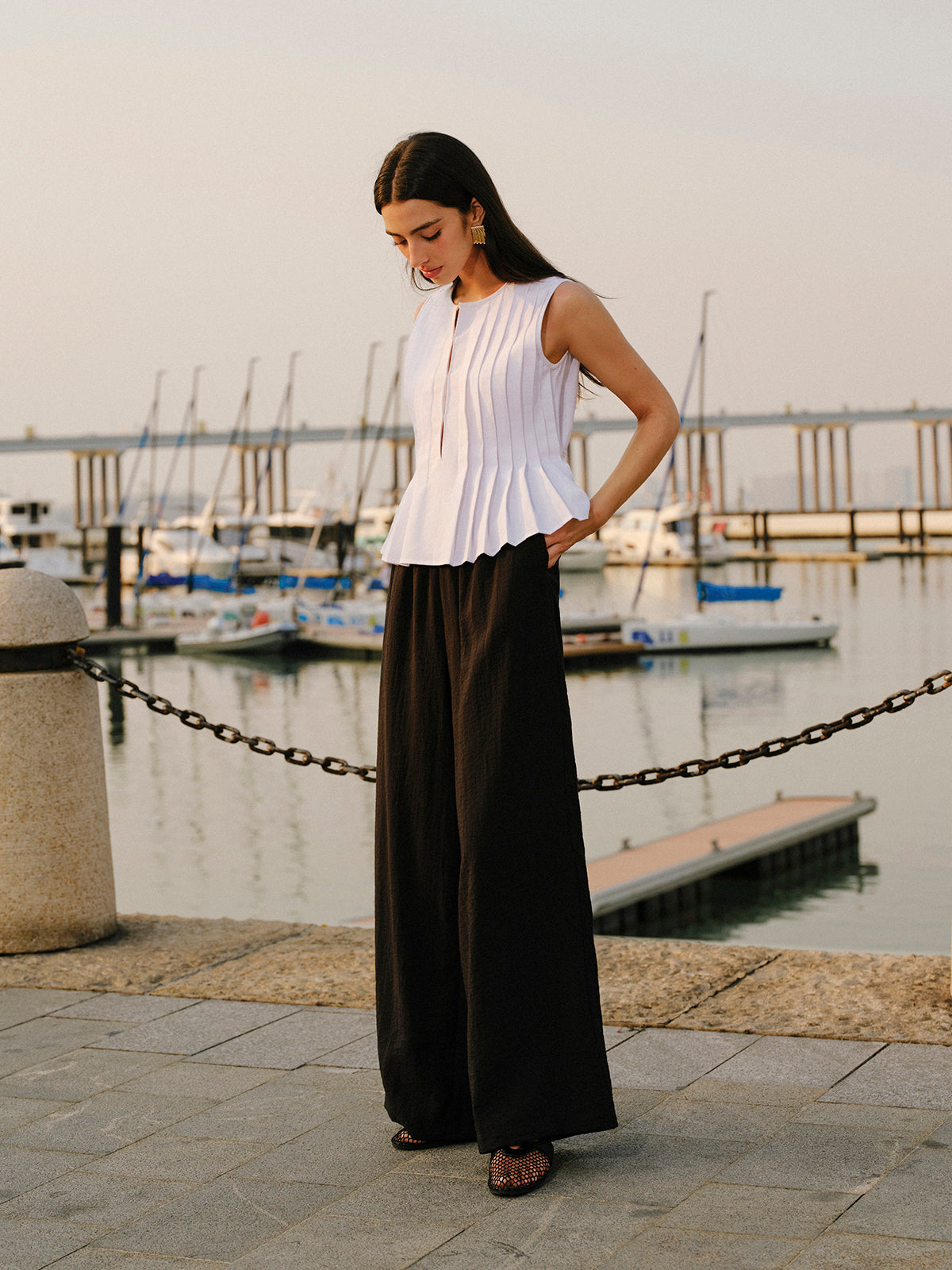 Cotton & Linen Pleated Back Tie Top image 8