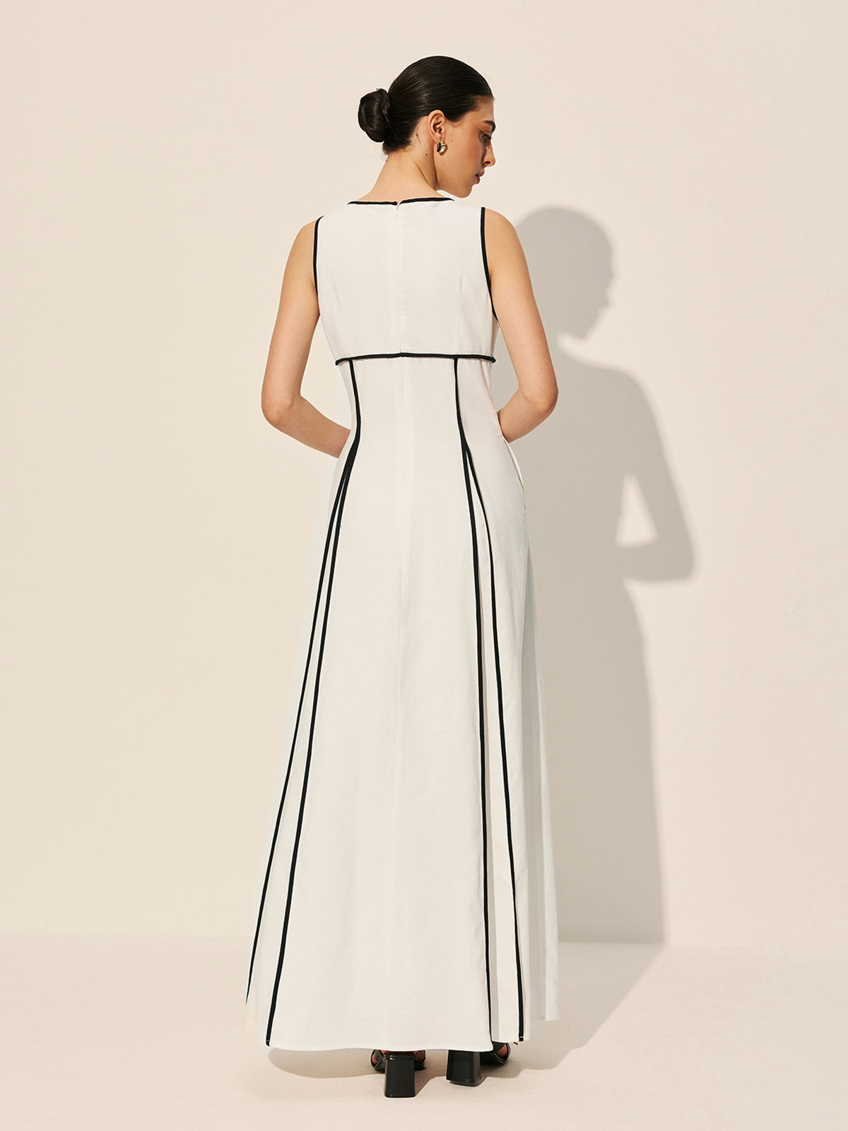 Contrast Trim Dress With Pockets image 6