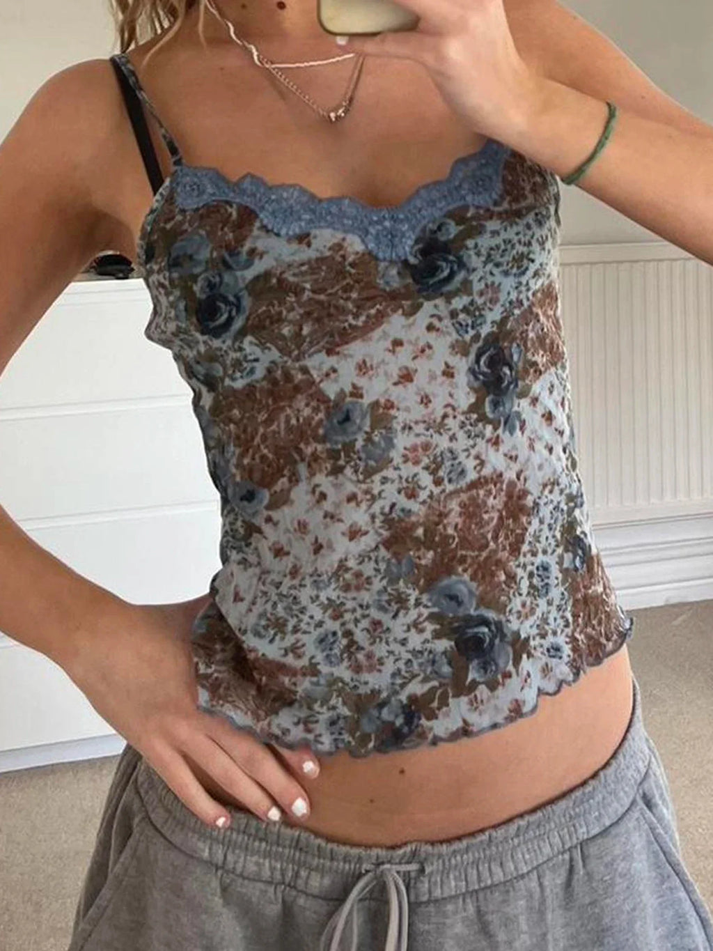 Floral Lace Backless Crop Top image 3