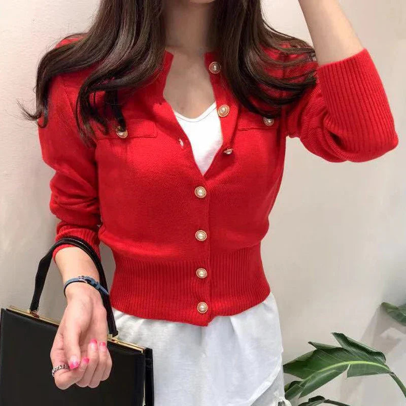 Short Slim Single Breasted Knit Cardigan image 4