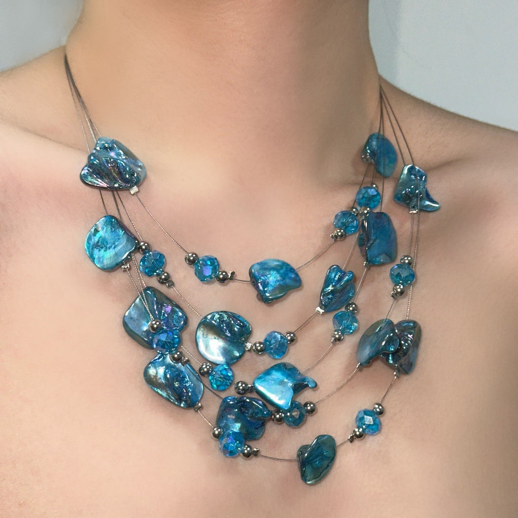 Shell Irregular Boho Minimal NeckLace image 3
