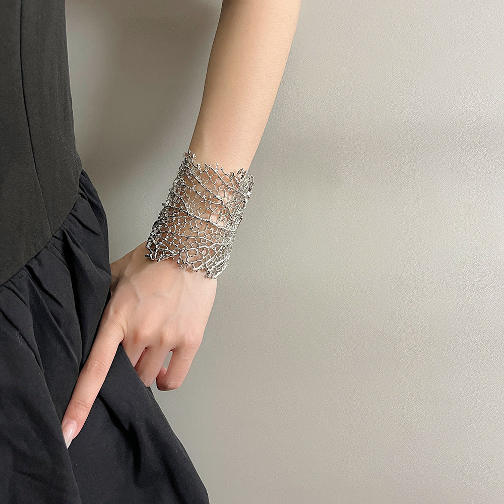 Textured Coral Hollow Open Bracelet image 2
