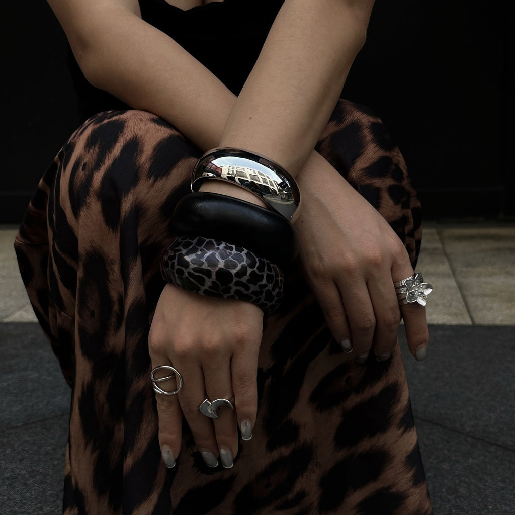 Resin Oval Wide Geometric Leopard Bracelet image 1