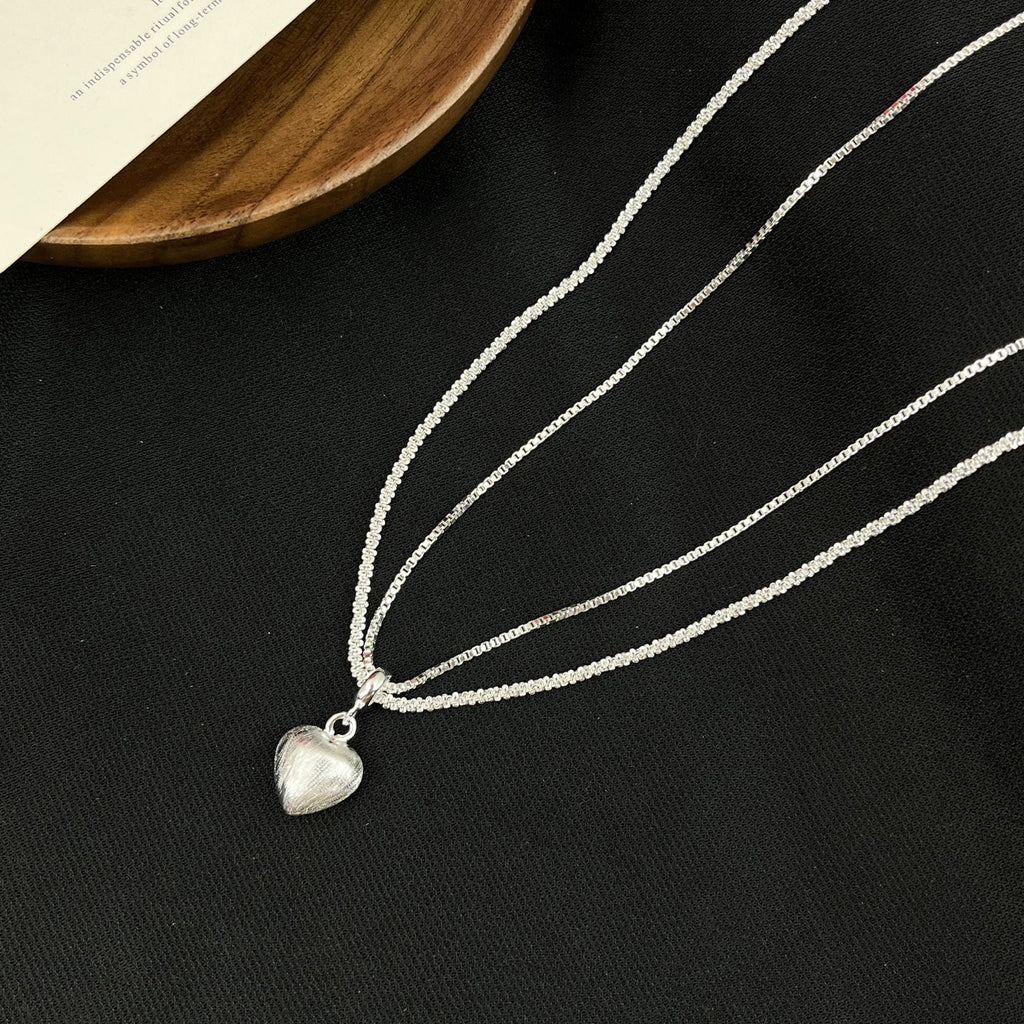 Minimal Double Layer Heart Pendant NeckLace image 3