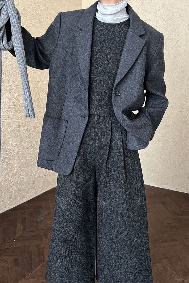 Wool Blend Relaxed Fit Blazer image 4