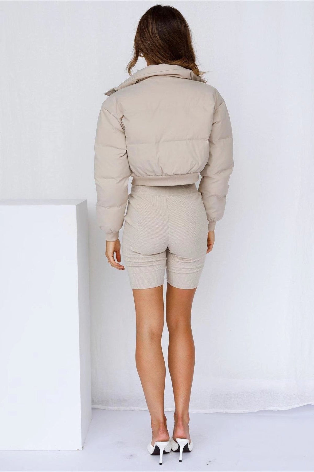 Solid Color Lapel Collar Cropped Puffer Jacket image 4