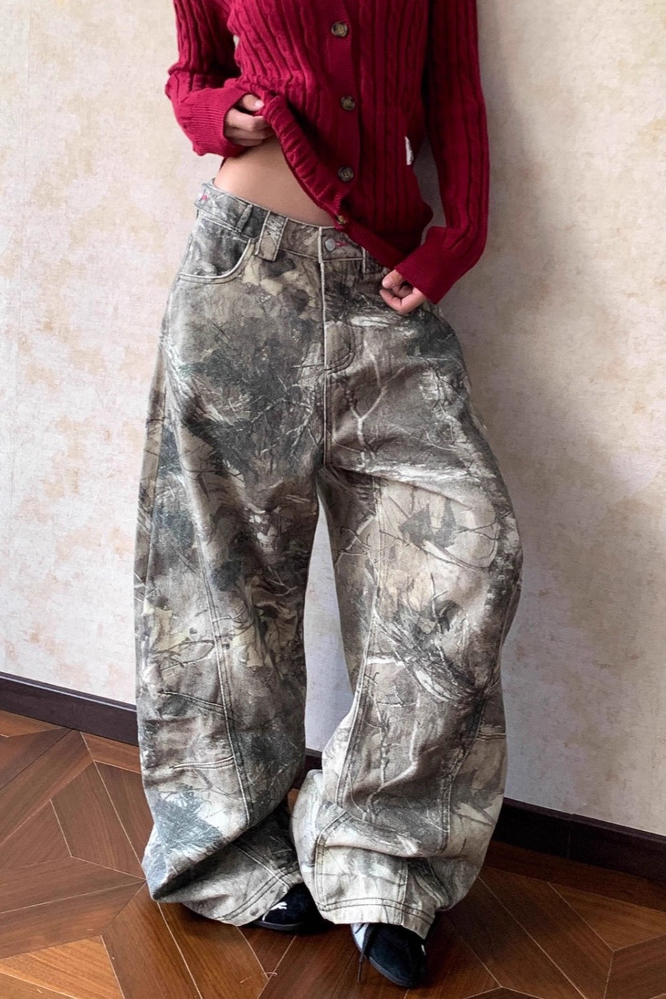 Loose Hip Hop Washed Tree Camo Jeans image 1