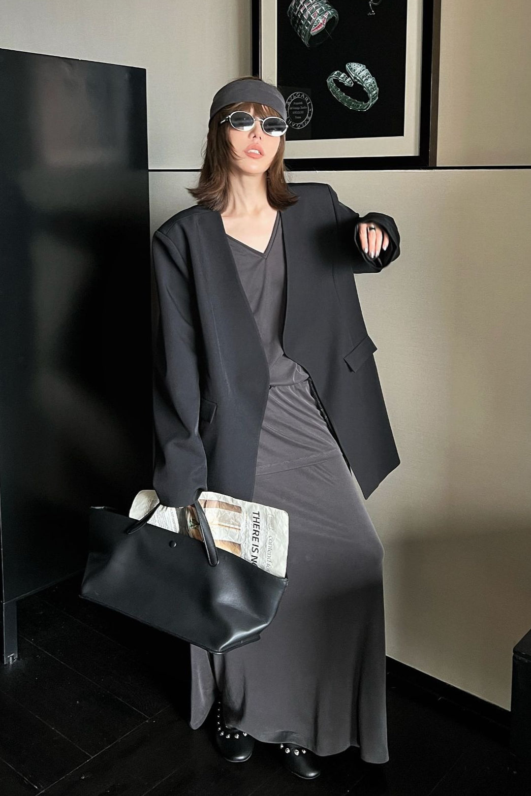 Oversized Black Casual Blazer image 6