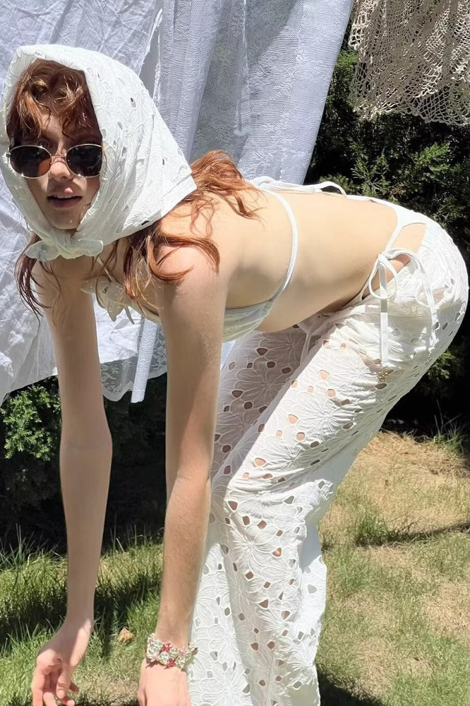 Chic White Floral Embroidery Relaxed Pants image 1