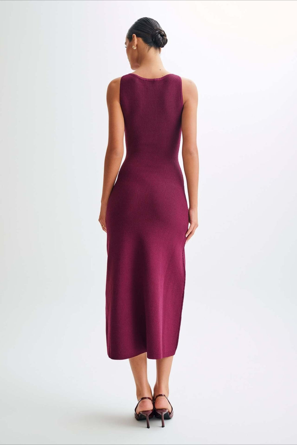 Knit Sleeveless Bodycon Sweater Dress image 10