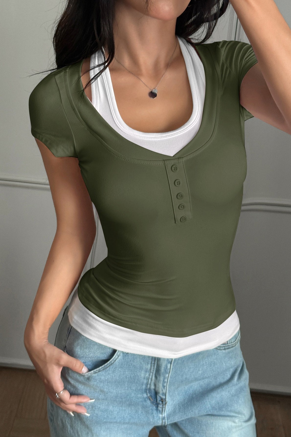 Color Block Fake Two Piece Cami Sleeve T‑shirt image 11