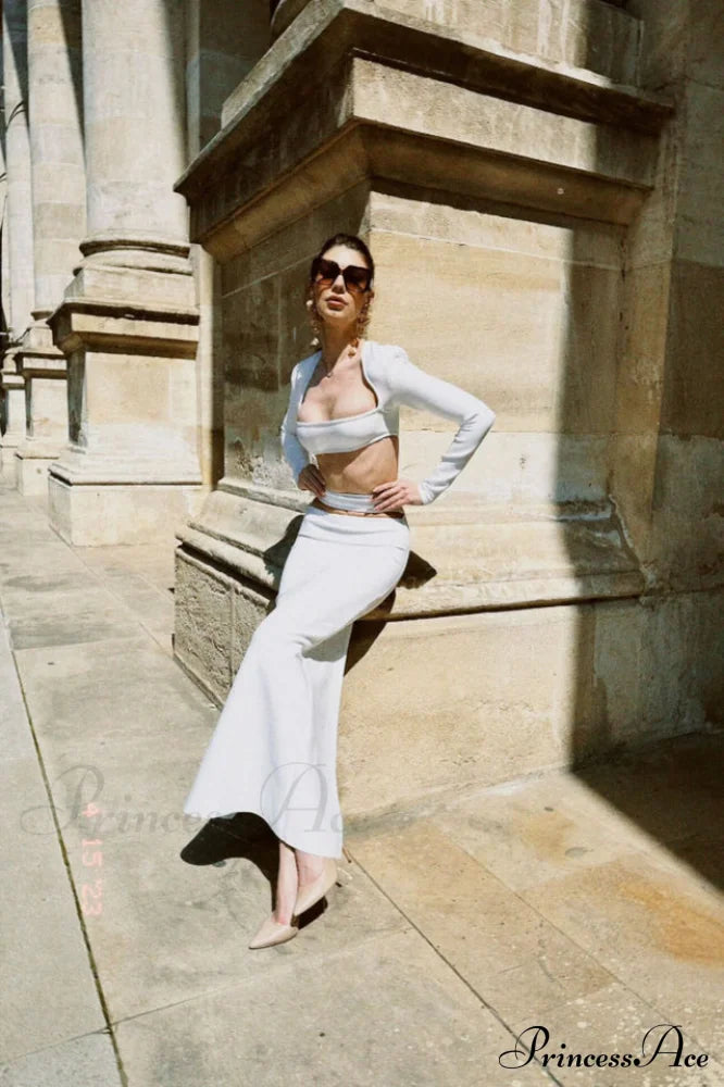 Amara Elegant Cutout Set image 6