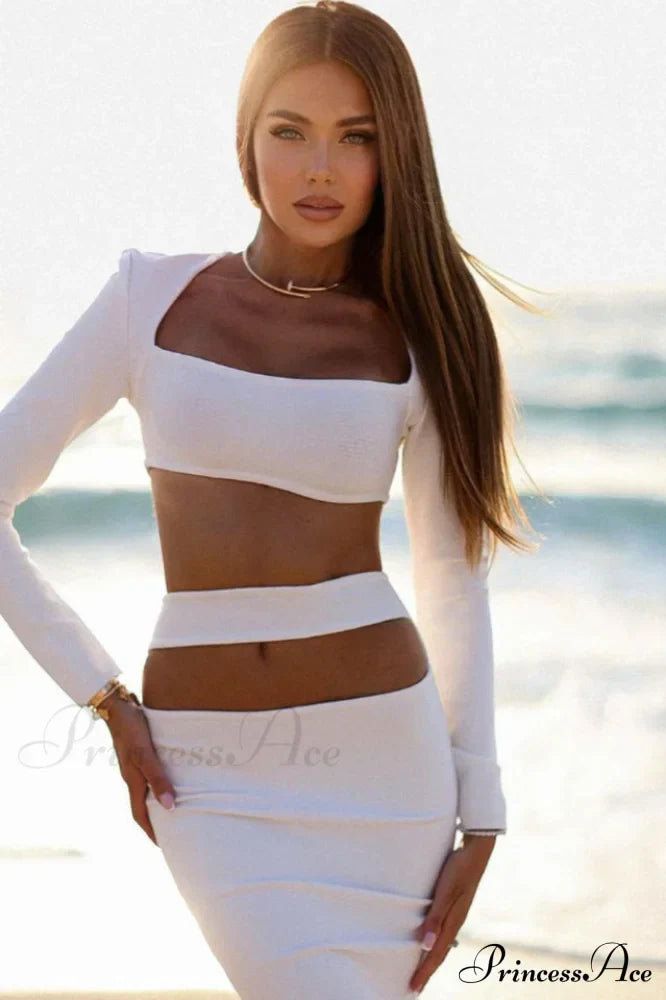Amara Elegant Cutout Set image 3
