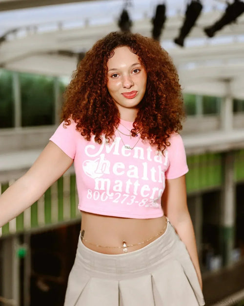 American Show Waist Letter Graphic T-shirt image 2