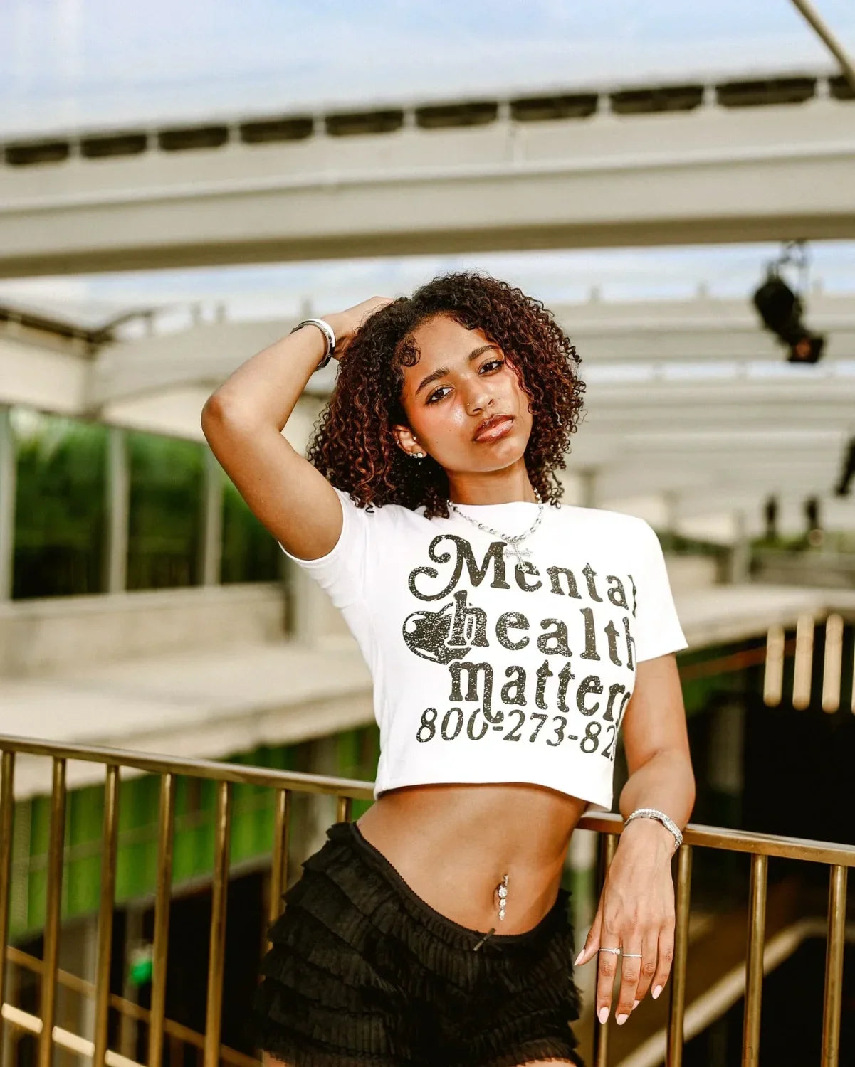 American Show Waist Letter Graphic T-shirt image 3