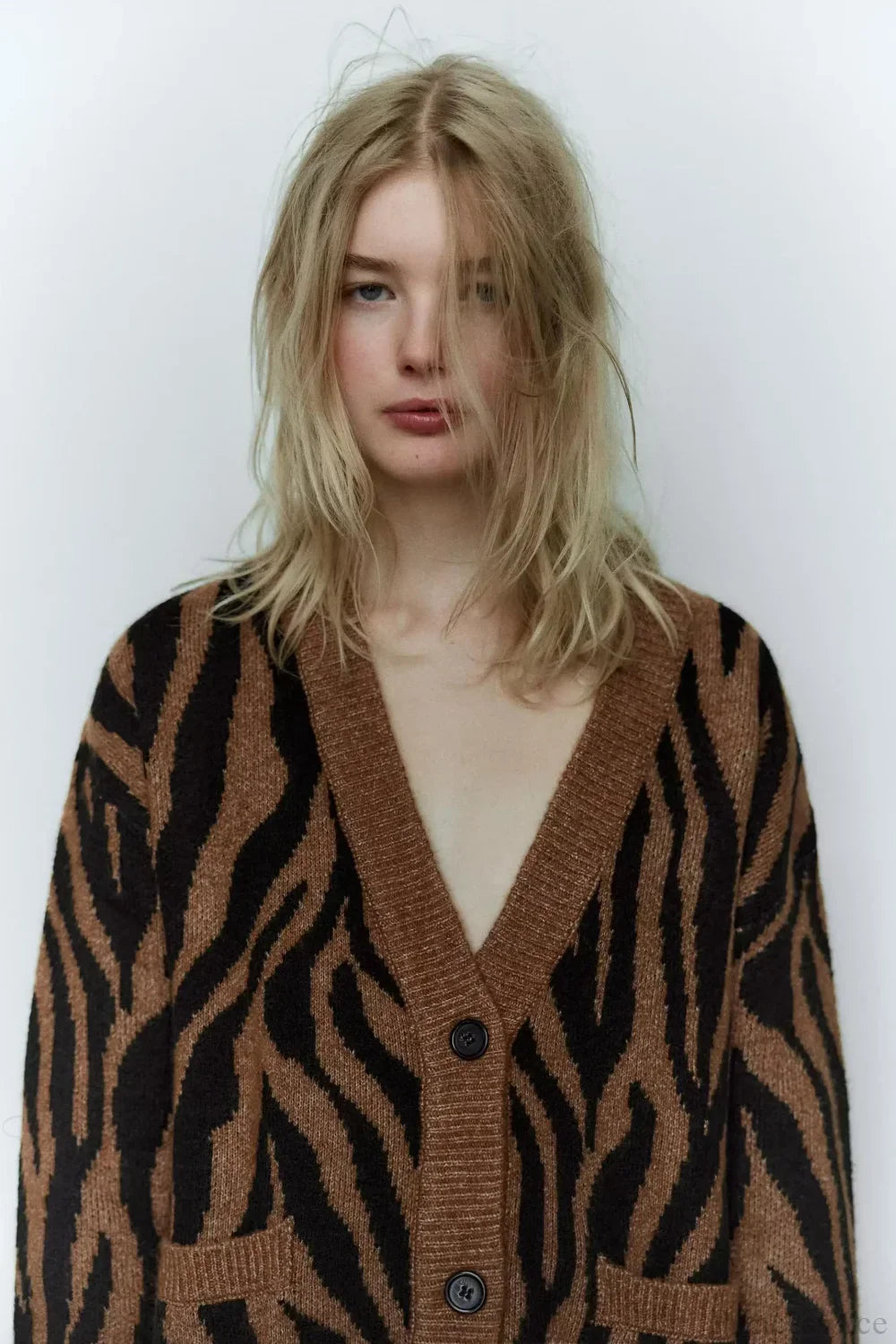 Animal Jacquard V-neck Long Sleeve Cardigan image 1