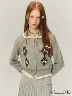 Argyle Collar Stylish Buttoned Knitted Cardigan image 4