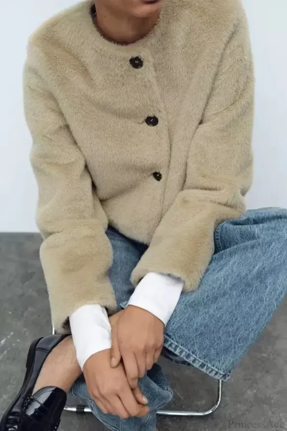 Artificial Fur Short Jacket Knit Cardigan image 2