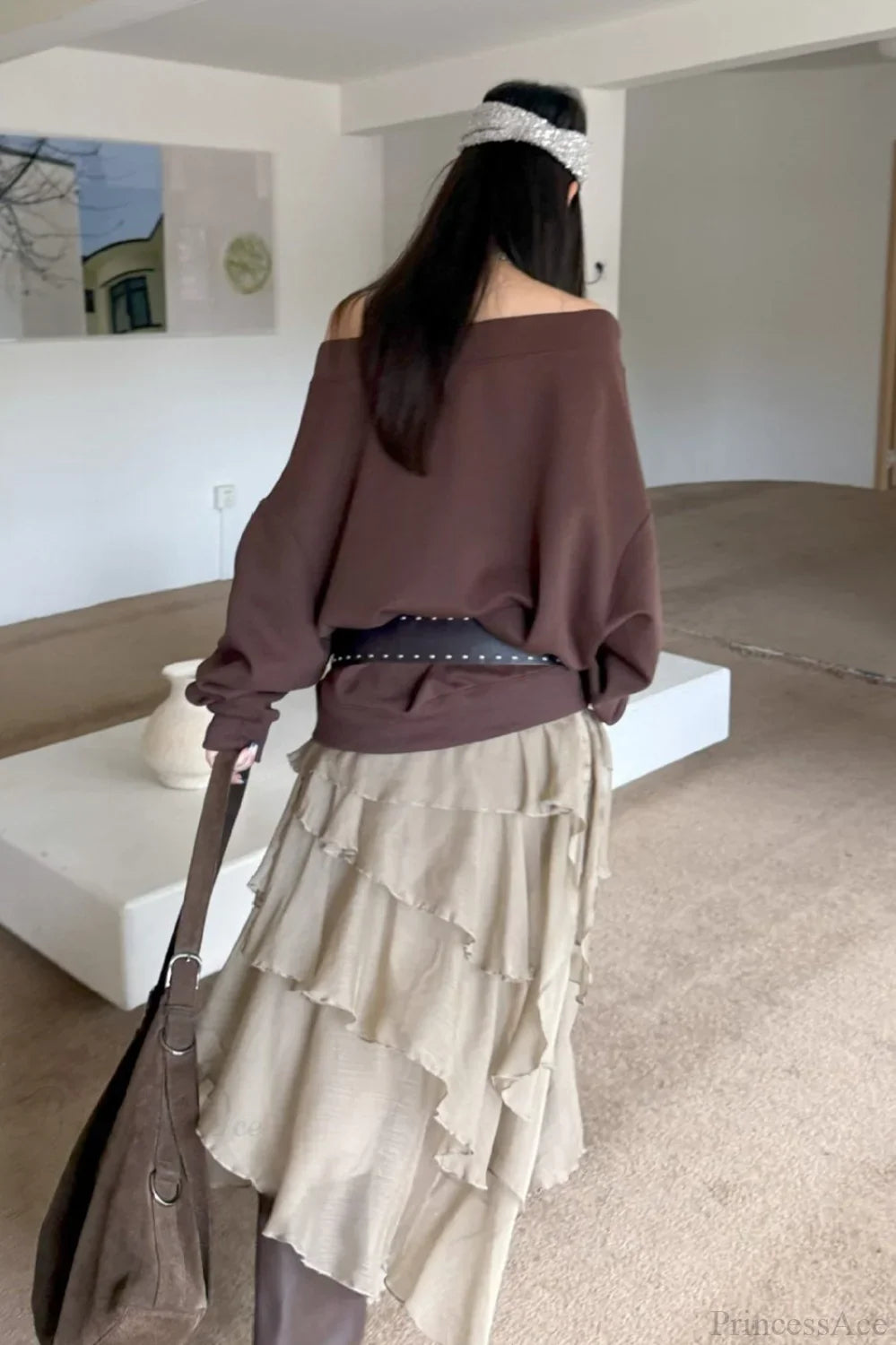 Asym Off-Shoulder Rivet Loose Sweatshirt image 5