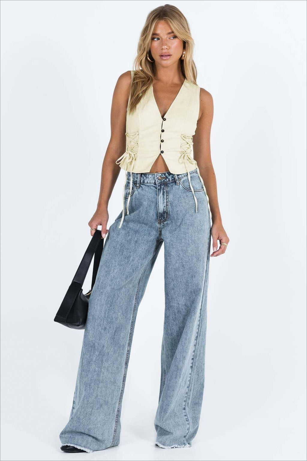 Relaxed Fit Raw Edge Dragging Jeans image 1
