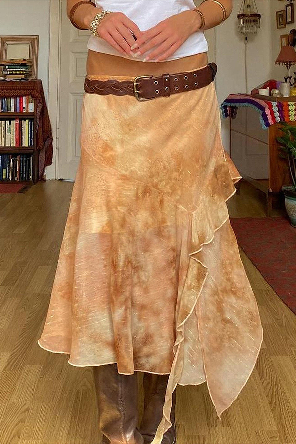 Retro Low-Waist Ruffled Asymmetrical Skirt image 1