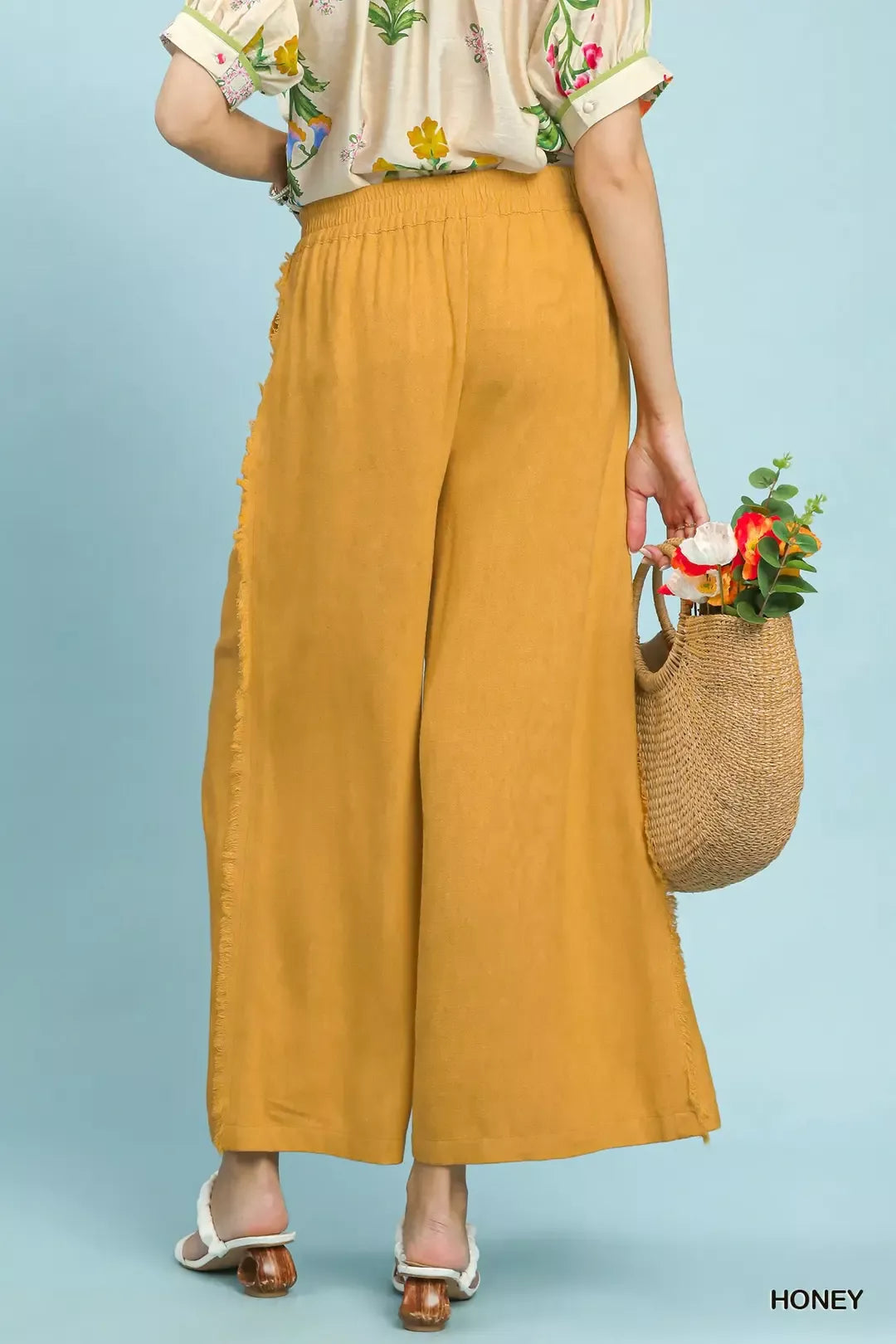 Vienne Linen Trousers detail view styled for Avrienne