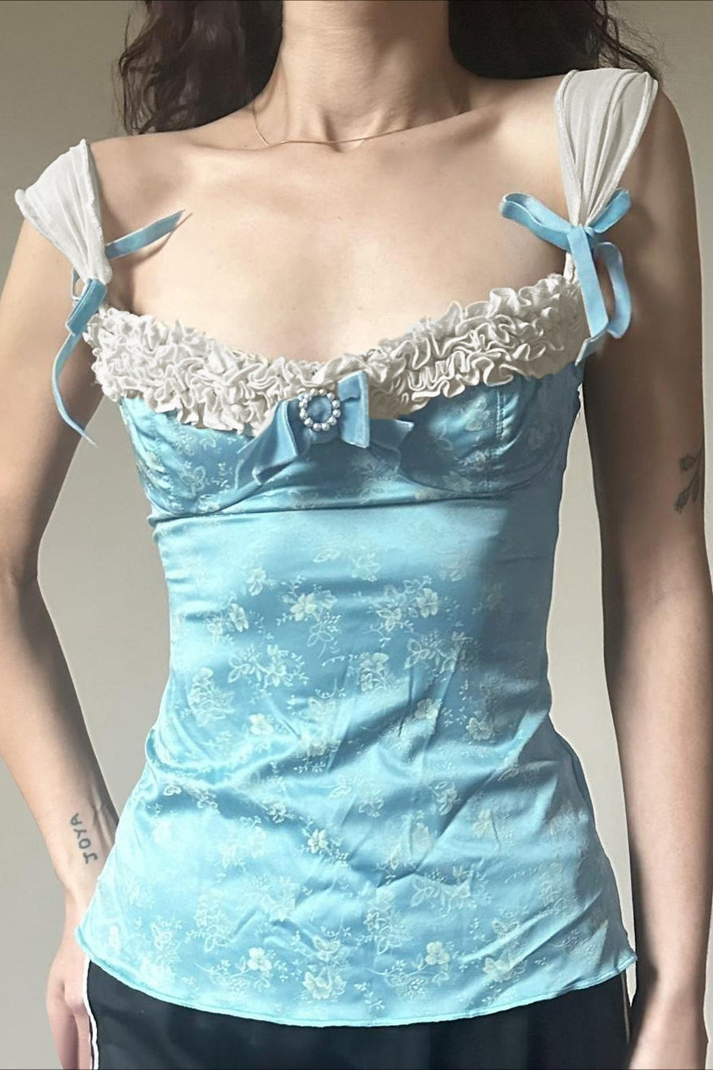 Lace Bow Floral Print Square Neck Fitted Tank Top image 1