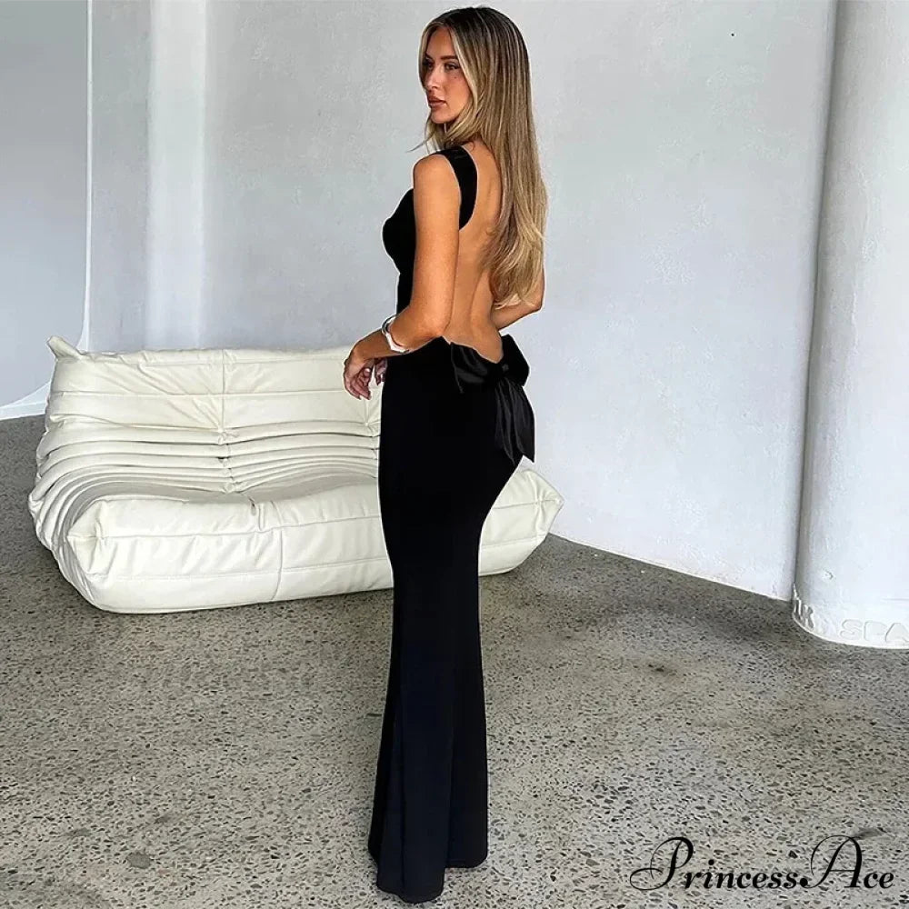 Back Split Knitted Maxi Dress image 5