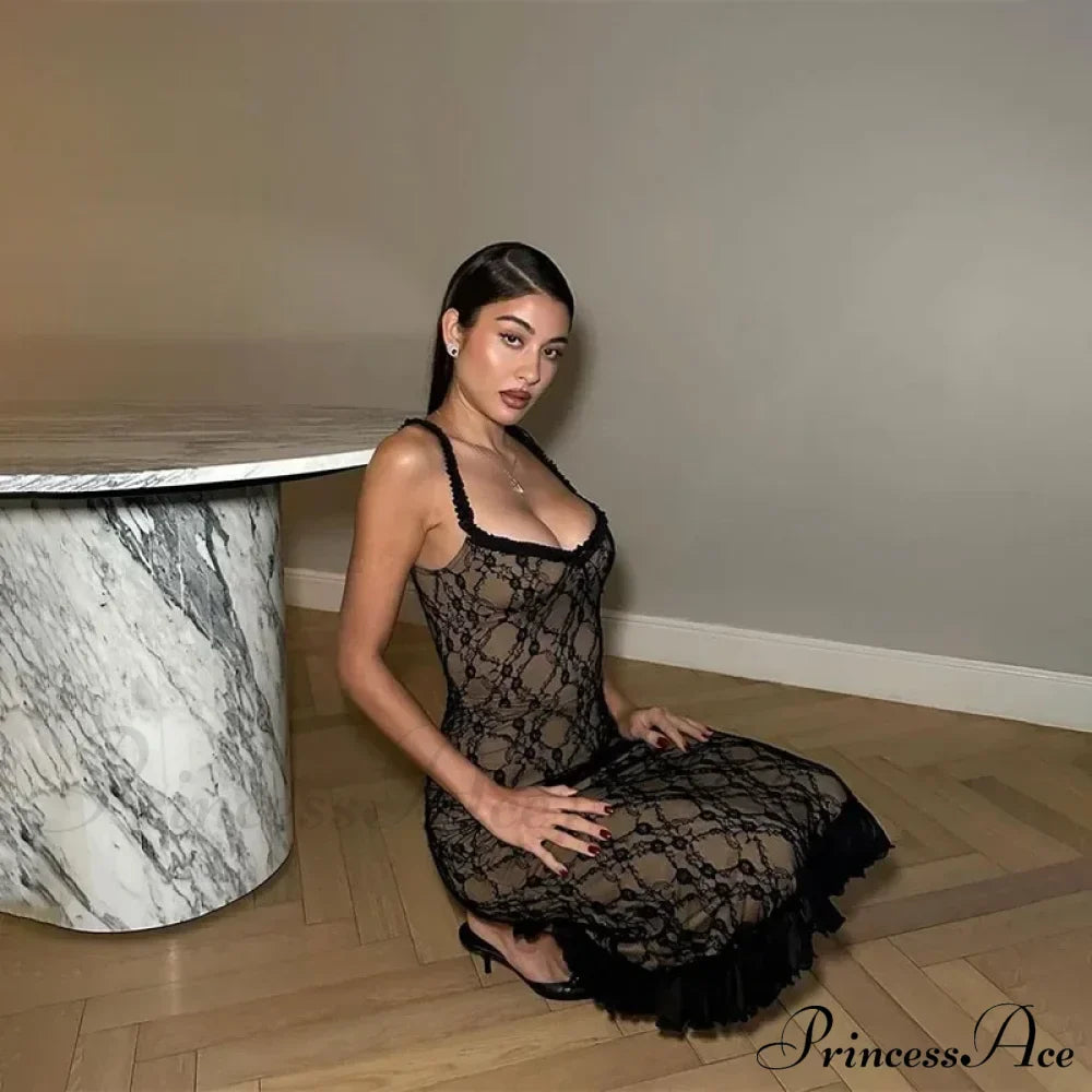 Backless Mesh Lace Maxi Dress image 3