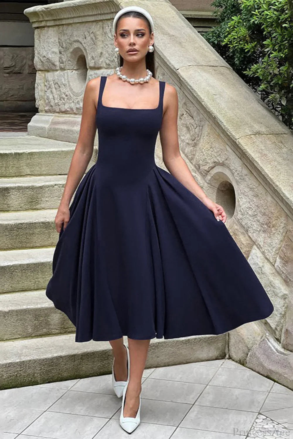 Backless Square Neck Fitted Party Dress image 6
