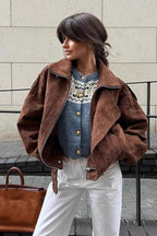 Chic Cropped Vintage Jacket image 2