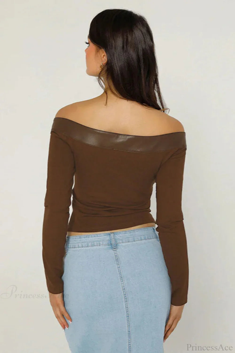Boat Neck Cutout Fitted Long Sleeve Tee image 3