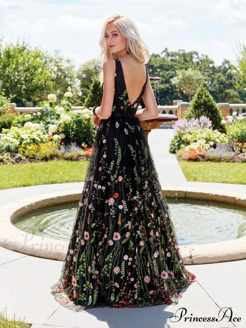 Bohemia Floral V Neck Backless Maxi Dress image 1
